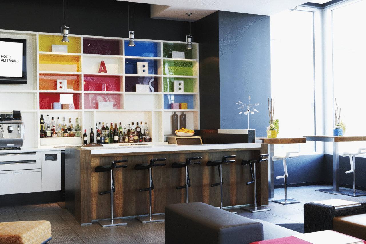 Hotel Alt Quartier Dix30 Brossard Esterno foto
